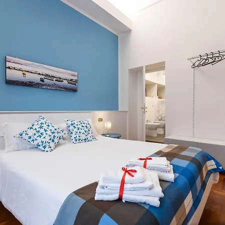La Casa Del Sole A Mergellina 4* نابولي
