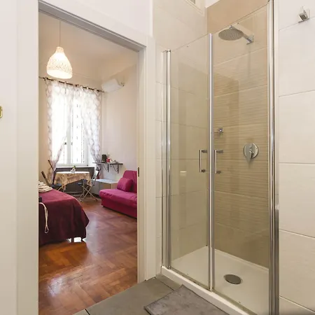 فندق مبيت وإفطار La Casa Del Sole A Mergellina 4*