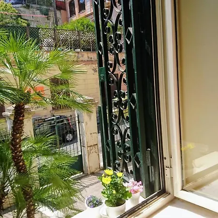 Bed & Breakfast La Casa Del Sole A Mergellina 4*