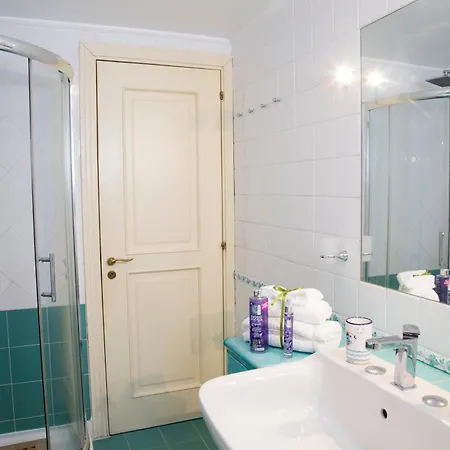 La Casa Del Sole A Mergellina 4* Napels