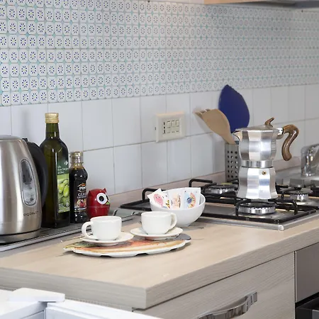 Bed & Breakfast La Casa Del Sole A Mergellina Napels