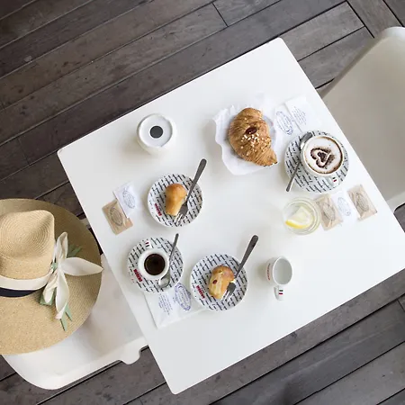 La Casa Del Sole A Mergellina Napels