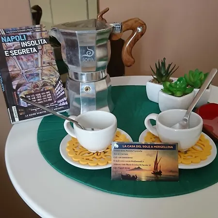 Bed & Breakfast La Casa Del Sole A Mergellina Napels