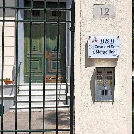 La Casa Del Sole A Mergellina Bed & Breakfast 4*