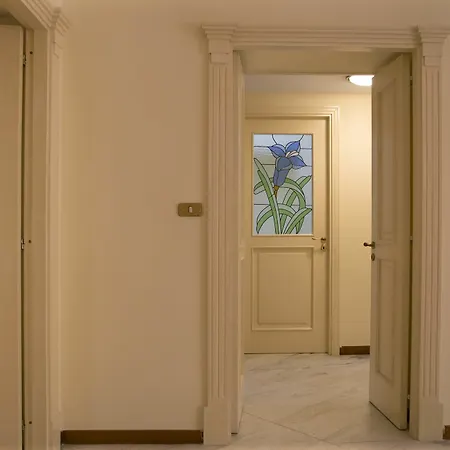 La Casa Del Sole A Mergellina Napels